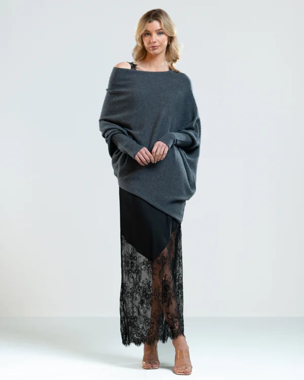 Asymmetrisch drapierter Pulli