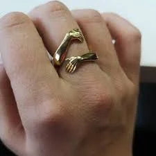 Neue Paar Umarmung Ring