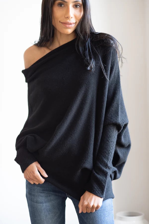 Asymmetrisch drapierter Pulli