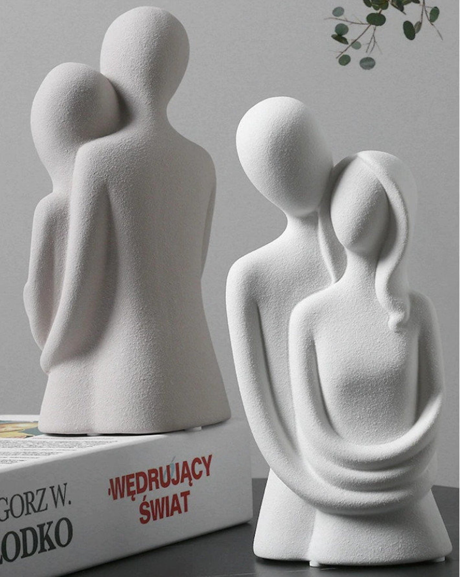 Knuddel Mich™ - Nordic Abstract Embrace Couple Sculpture